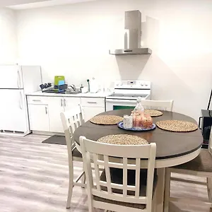 https://scarborough-new-2-bedroom-basement.hotelstorontoontario.org