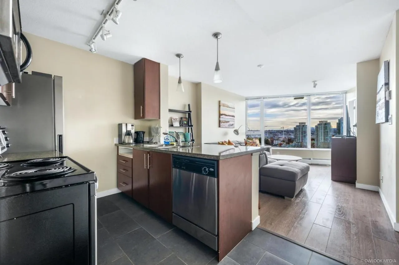 Explore Vancouver Downtown From Luxury 1 Bed/Bath كندا