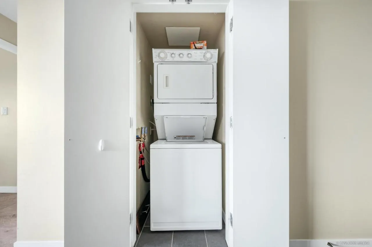 Explore Vancouver Downtown From Luxury 1 Bed/Bath شقة